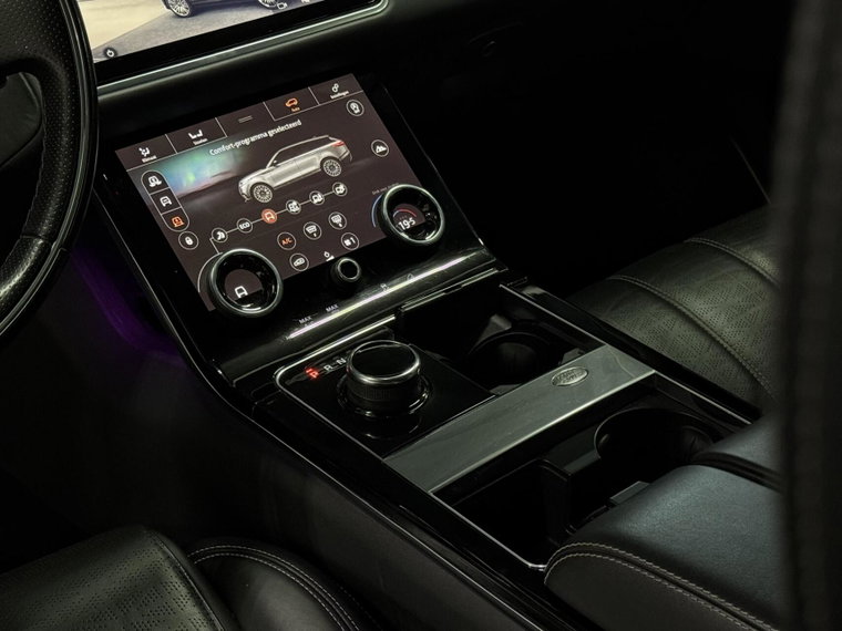Vehicle Image 24