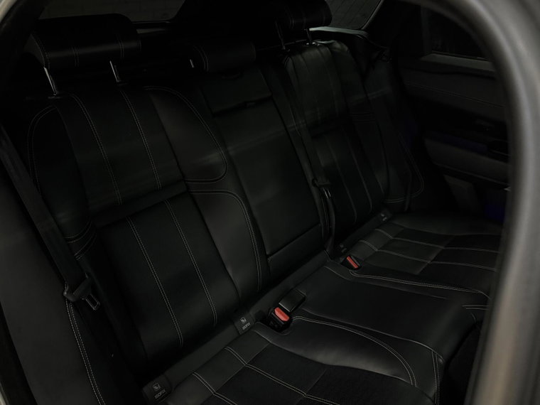 Vehicle Image 28