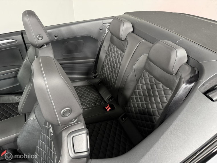 Vehicle Image 48