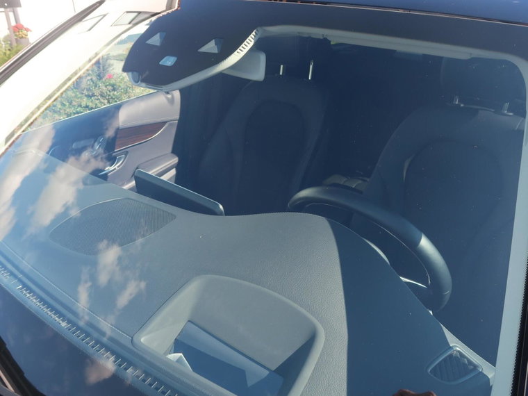 Vehicle Image 38