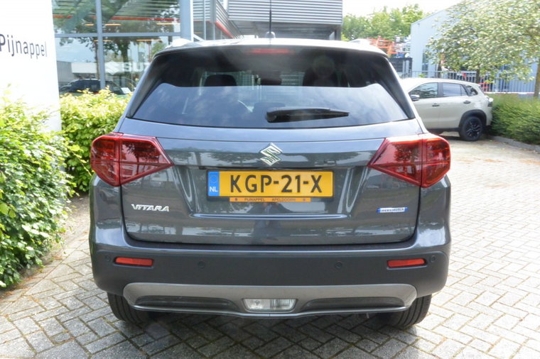 Vehicle Image 7