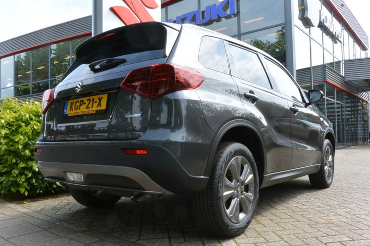 Vehicle Image 8