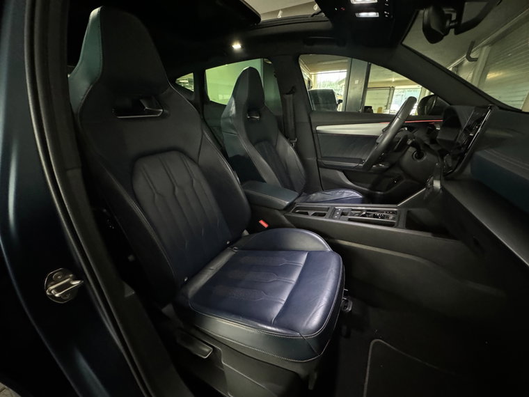 Vehicle Image 36