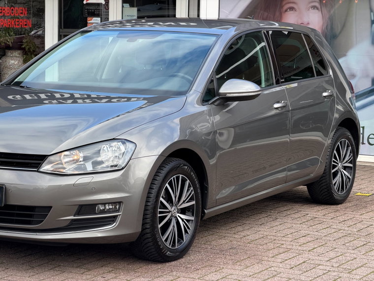 Vehicle Image 38