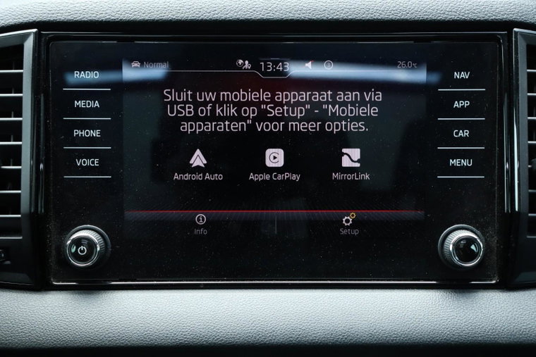 Vehicle Image 25