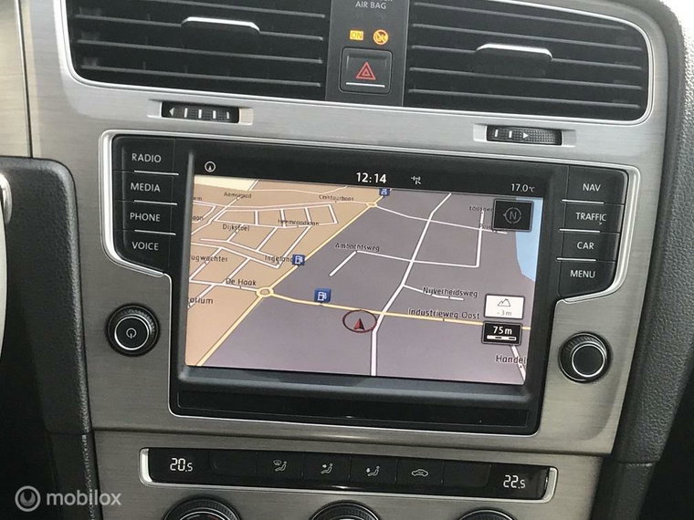 Vehicle Image 18