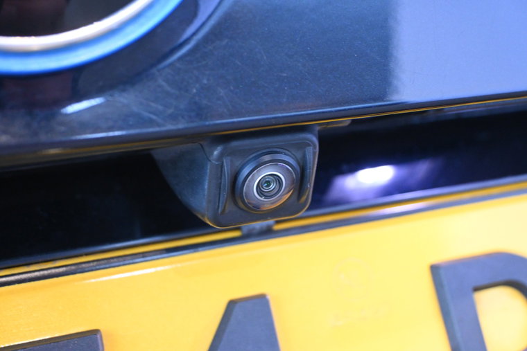 Vehicle Image 21