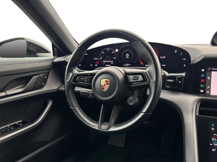 Vehicle Image 24