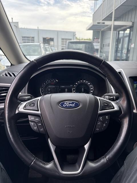 Vehicle Image 28