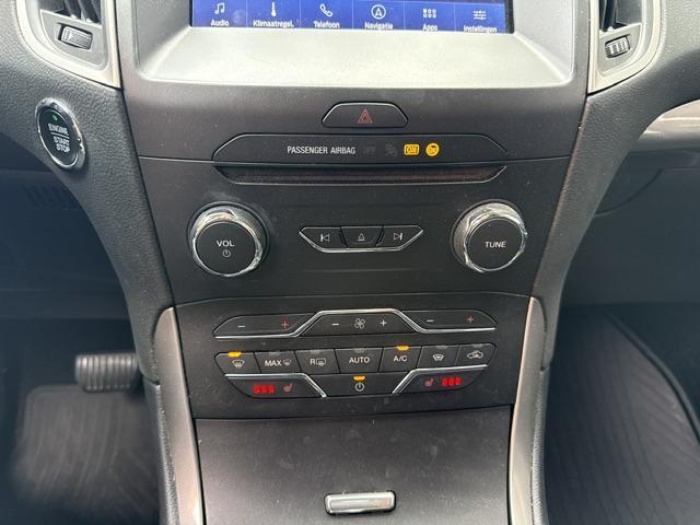 Vehicle Image 34