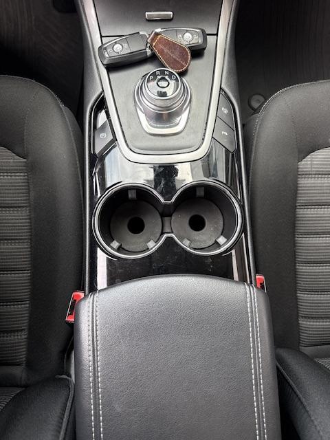 Vehicle Image 35