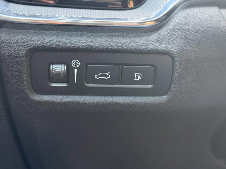 Vehicle Image 40
