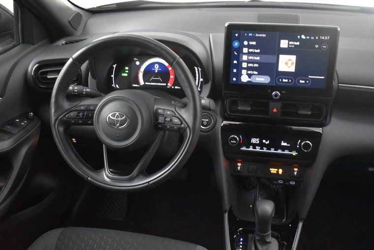 Vehicle Image 12