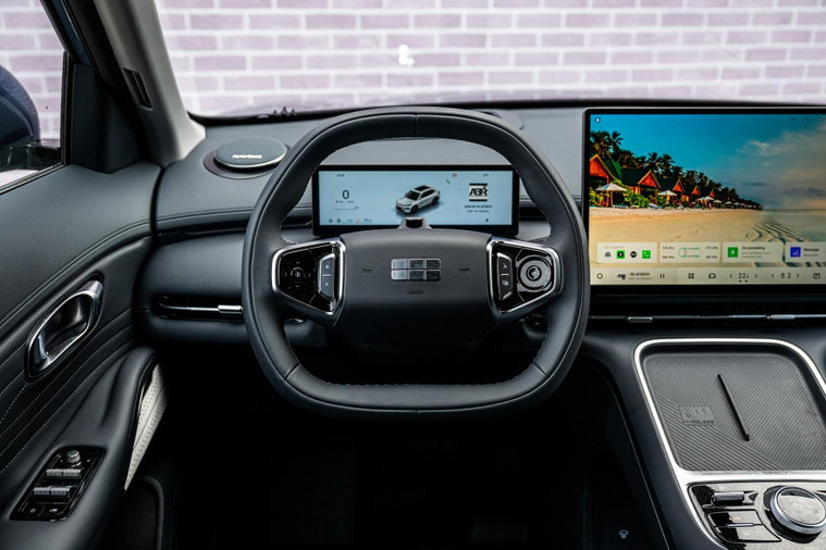 Vehicle Image 3