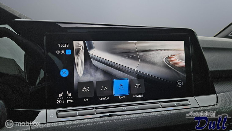 Vehicle Image 23