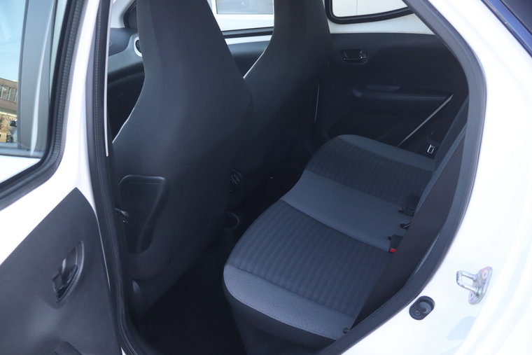 Vehicle Image 20