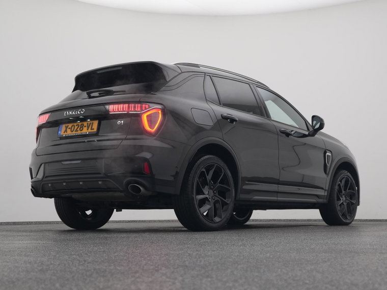 Vehicle Image 16