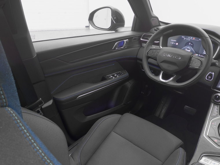 Vehicle Image 11