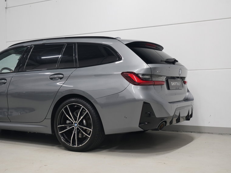 Vehicle Image 40