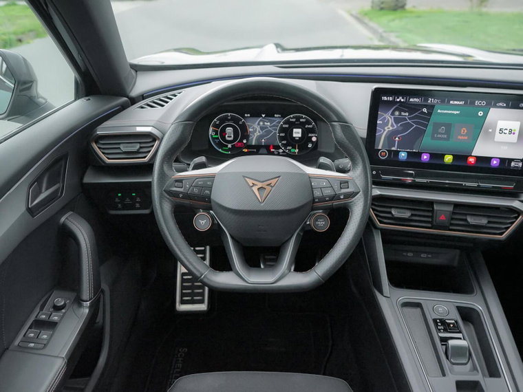 Vehicle Image 28