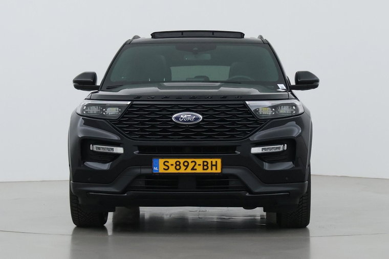 Vehicle Image 16