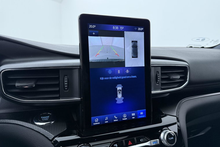 Vehicle Image 30