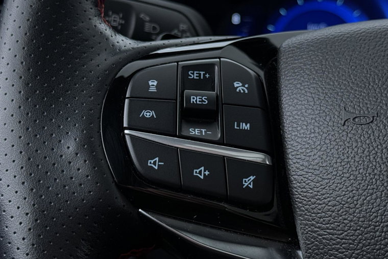 Vehicle Image 41
