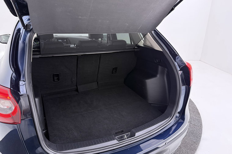 Vehicle Image 36