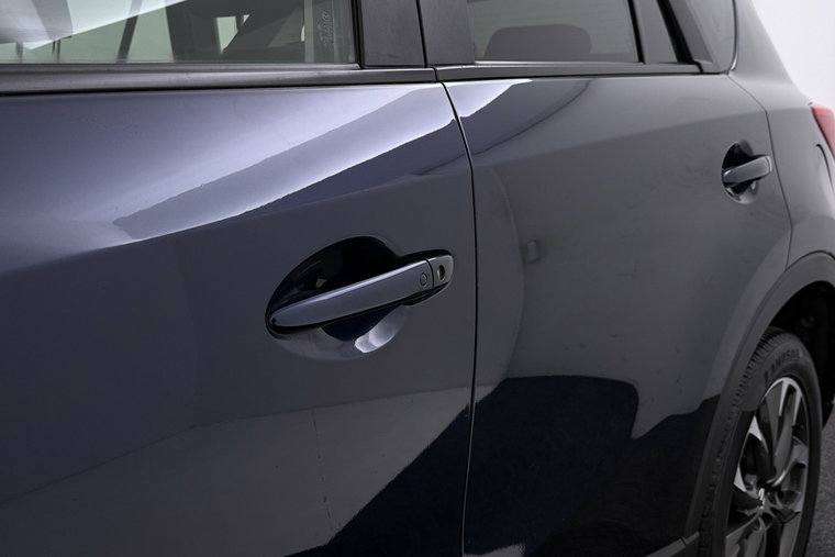 Vehicle Image 38
