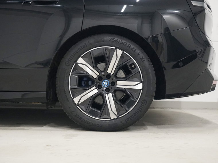 Vehicle Image 37