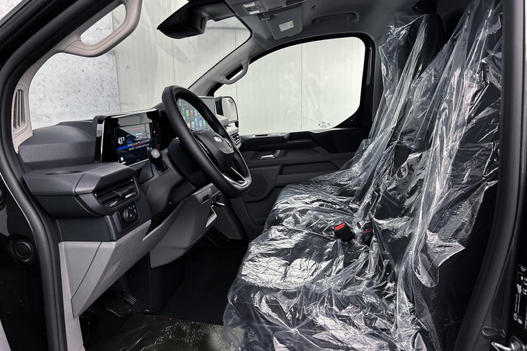 Vehicle Image 21