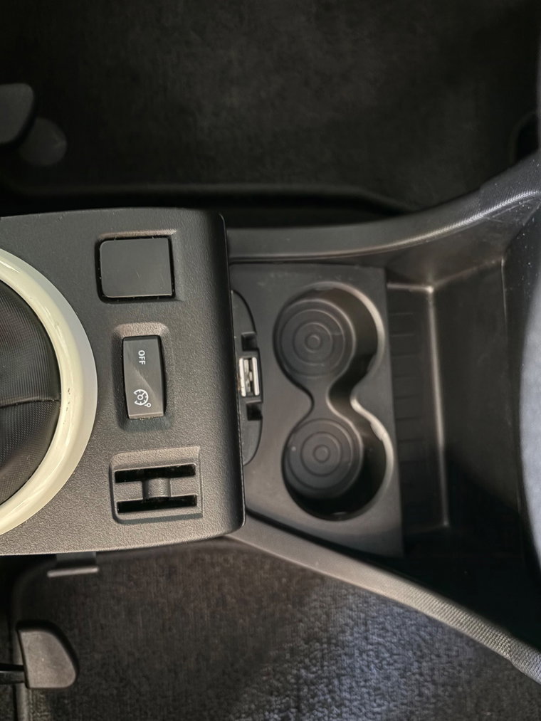 Vehicle Image 26