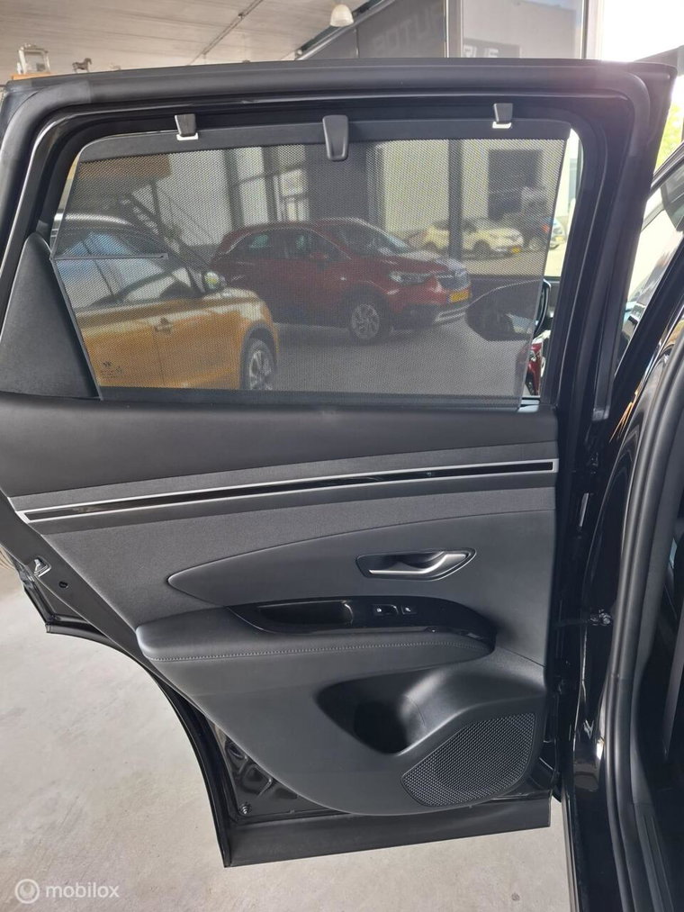 Vehicle Image 40