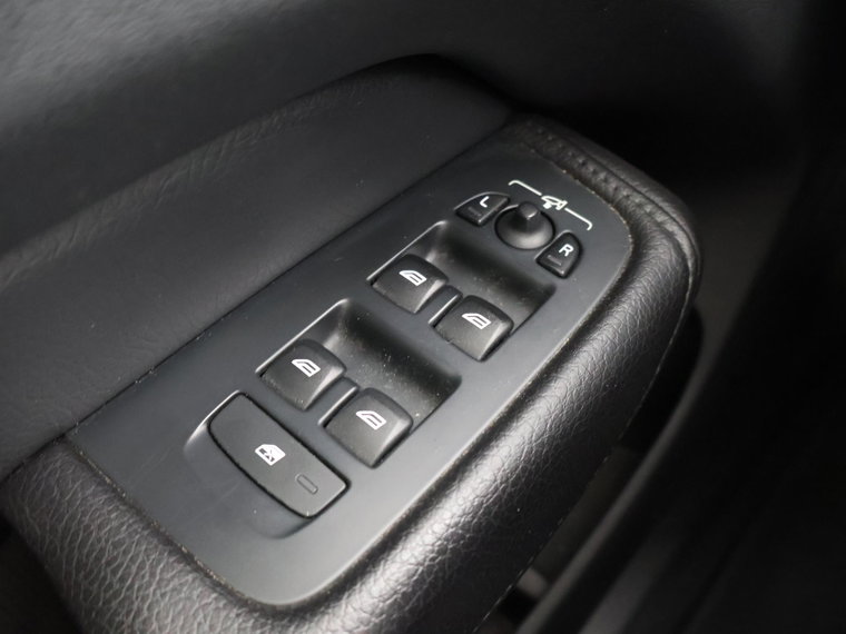 Vehicle Image 60