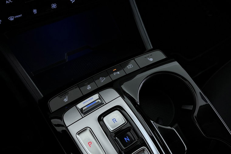 Vehicle Image 30