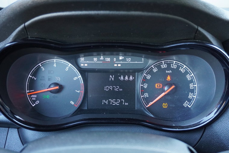 Vehicle Image 22