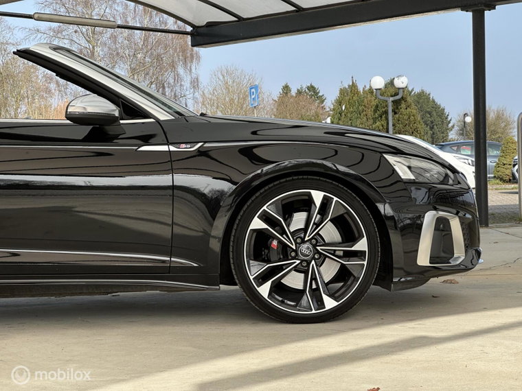 Vehicle Image 40