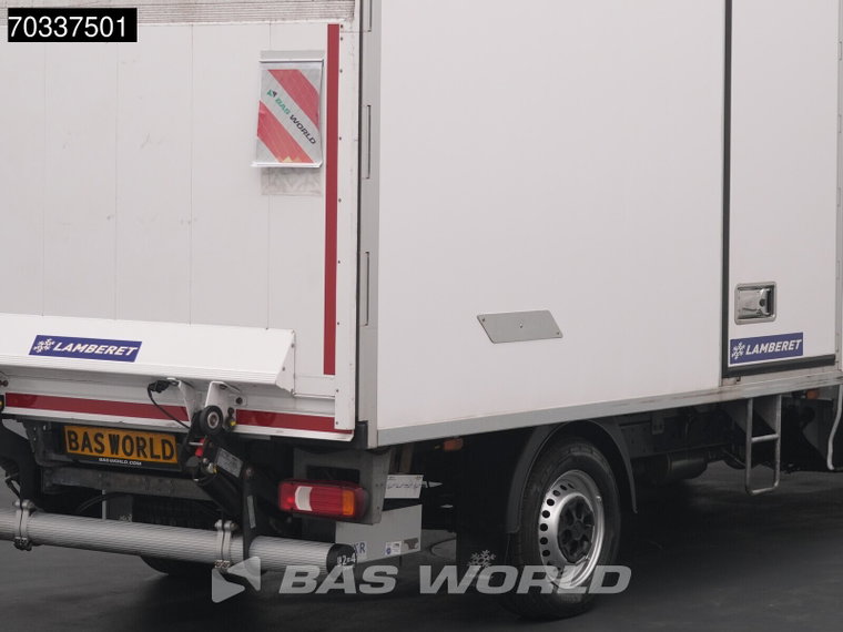 Vehicle Image 40