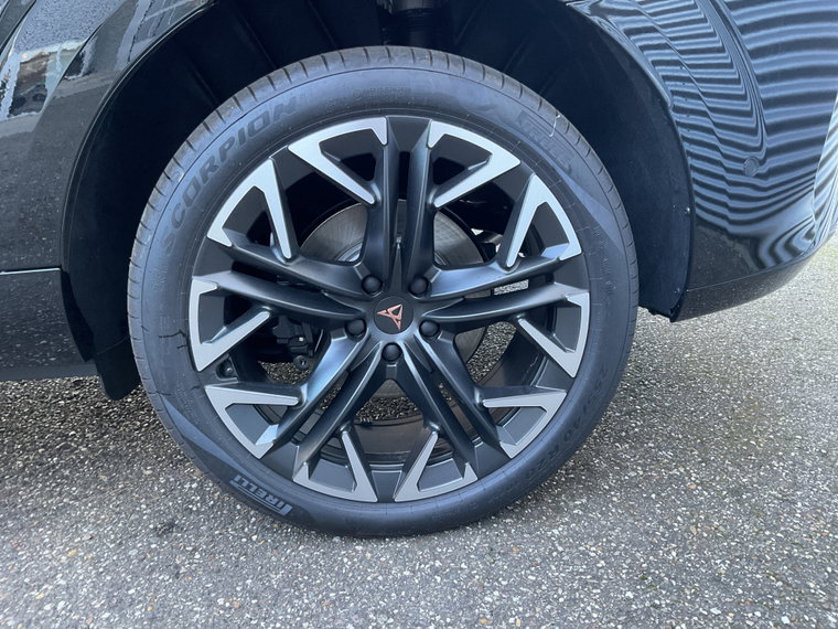 Vehicle Image 26