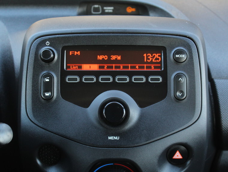 Vehicle Image 12