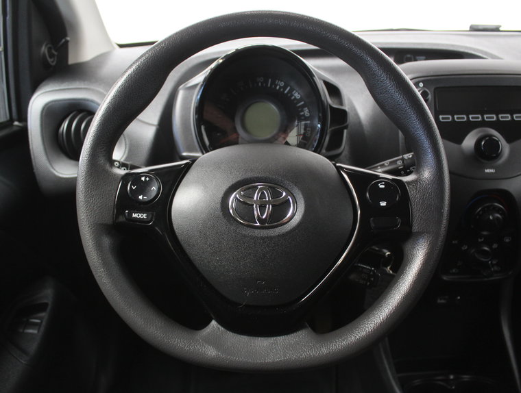Vehicle Image 18