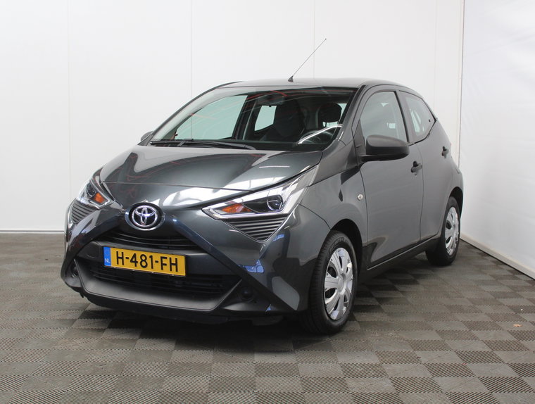 Vehicle Image 11