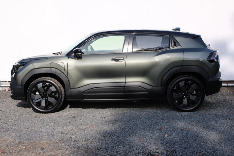 Vehicle Image 3