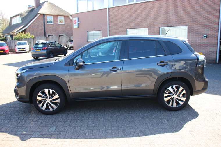 Vehicle Image 4