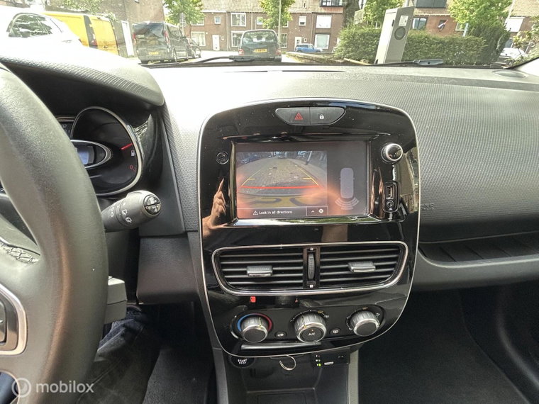 Vehicle Image 29