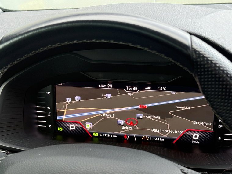 Vehicle Image 23