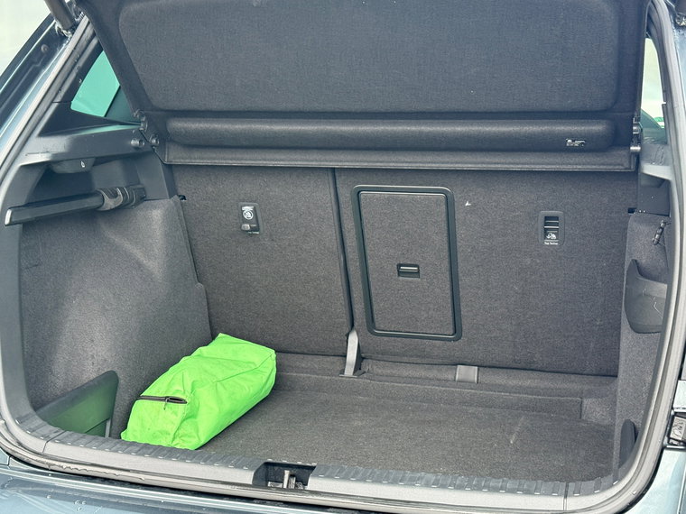 Vehicle Image 29