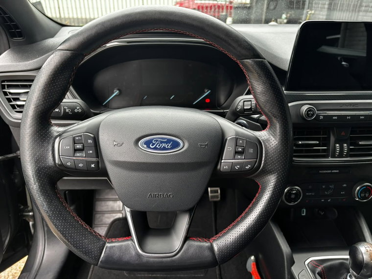 Vehicle Image 28