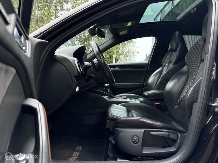 Vehicle Image 41
