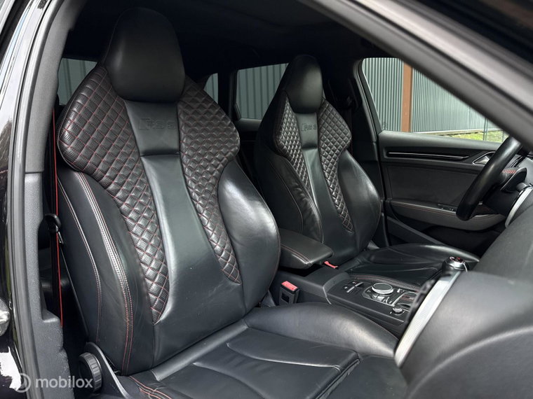 Vehicle Image 48